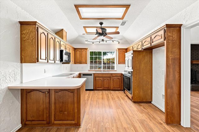 3 Roaring Creek Court, Trophy Club, TX 76262