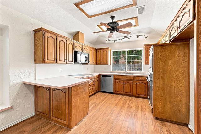 3 Roaring Creek Court, Trophy Club, TX 76262