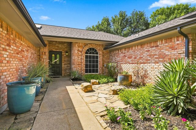 3 Roaring Creek Court, Trophy Club, TX 76262