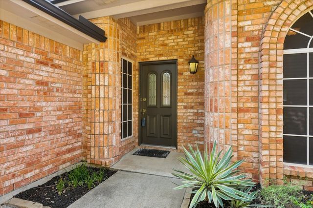 3 Roaring Creek Court, Trophy Club, TX 76262