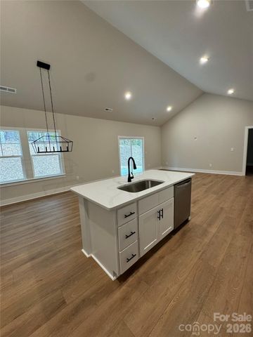 403 Scarlett Oak Court NE, Lenoir, NC 28605