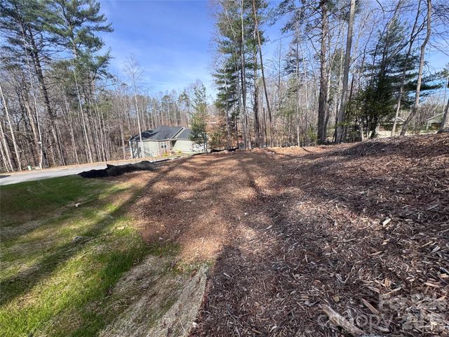 403 Scarlett Oak Court NE, Lenoir, NC 28605