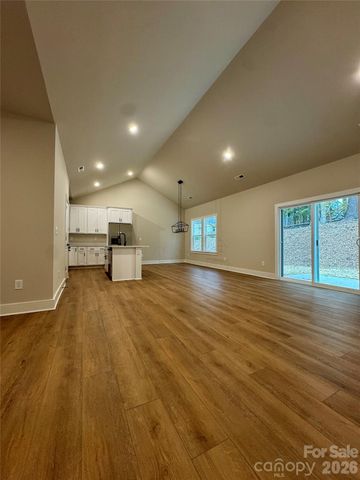 403 Scarlett Oak Court NE, Lenoir, NC 28605