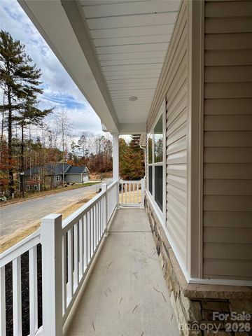 403 Scarlett Oak Court NE, Lenoir, NC 28605