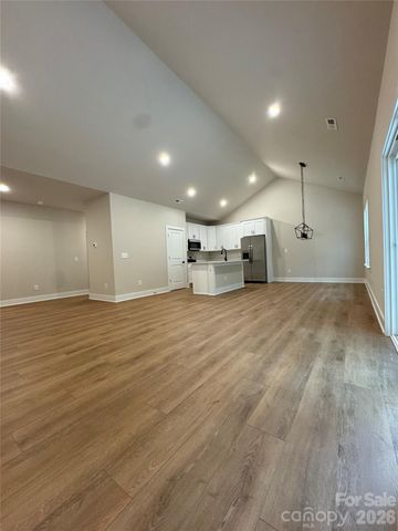403 Scarlett Oak Court NE, Lenoir, NC 28605
