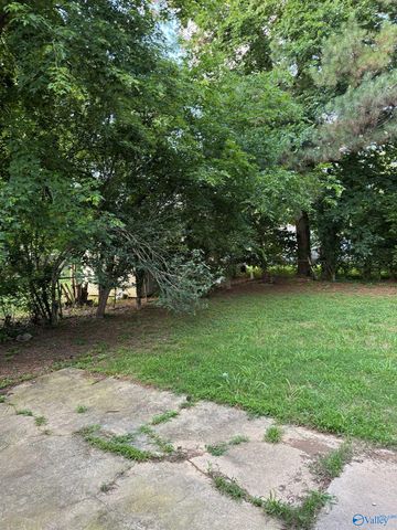 902 Danmann Circle, Huntsville, AL 35803
