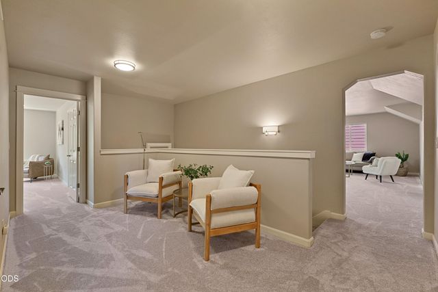 2968 NW Chianti Lane, Bend, OR 97703