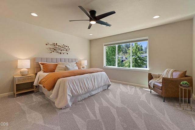 2968 NW Chianti Lane, Bend, OR 97703