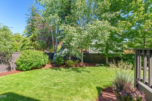2968 NW Chianti Lane, Bend, OR 97703