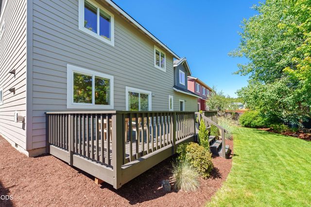 2968 NW Chianti Lane, Bend, OR 97703