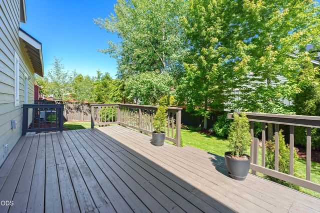 2968 NW Chianti Lane, Bend, OR 97703