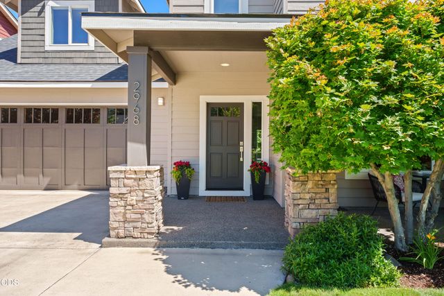 2968 NW Chianti Lane, Bend, OR 97703