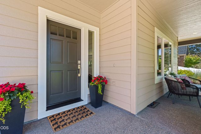 2968 NW Chianti Lane, Bend, OR 97703