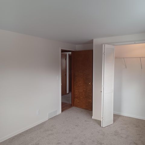 340 E Dublin Granville Road, Worthington, OH 43085