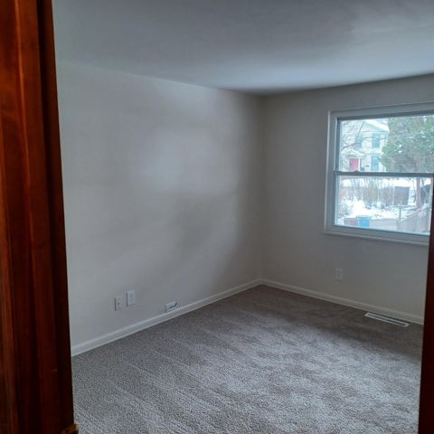 340 E Dublin Granville Road, Worthington, OH 43085