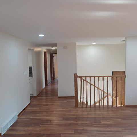 340 E Dublin Granville Road, Worthington, OH 43085