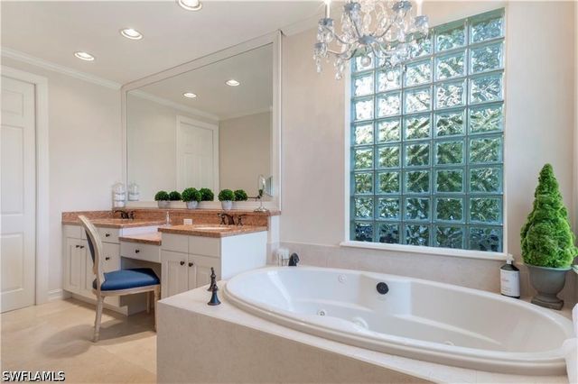 2864 Tiburon BLVD E 101, Naples, FL 34109