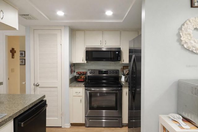 1728 N ENVOY DRIVE, Crystal River, FL 34423