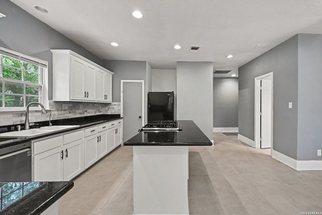 130 GROVELAND PL, San Antonio, TX 78209
