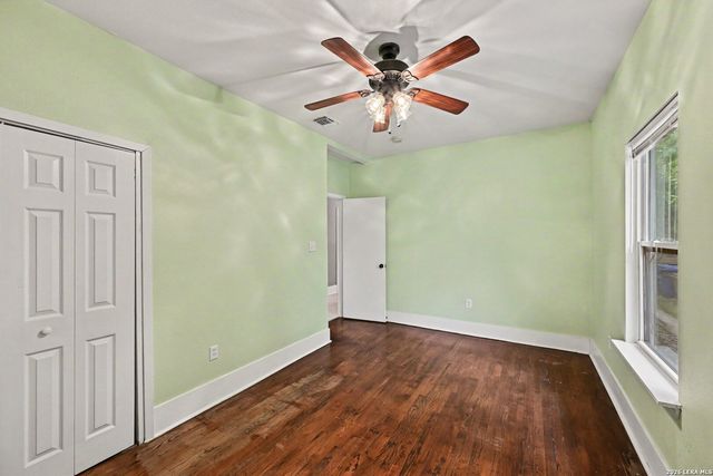 130 GROVELAND PL, San Antonio, TX 78209