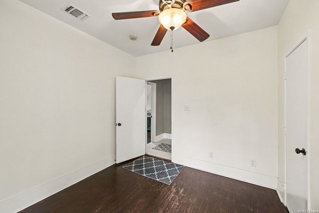 130 GROVELAND PL, San Antonio, TX 78209