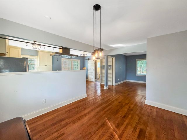 2790 UNION AVE, Memphis, TN 38111