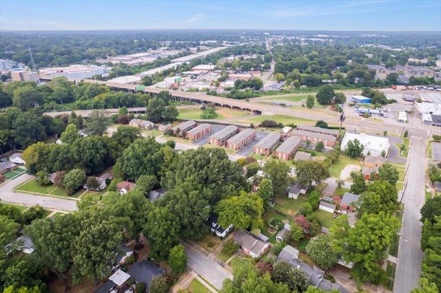2790 UNION AVE, Memphis, TN 38111