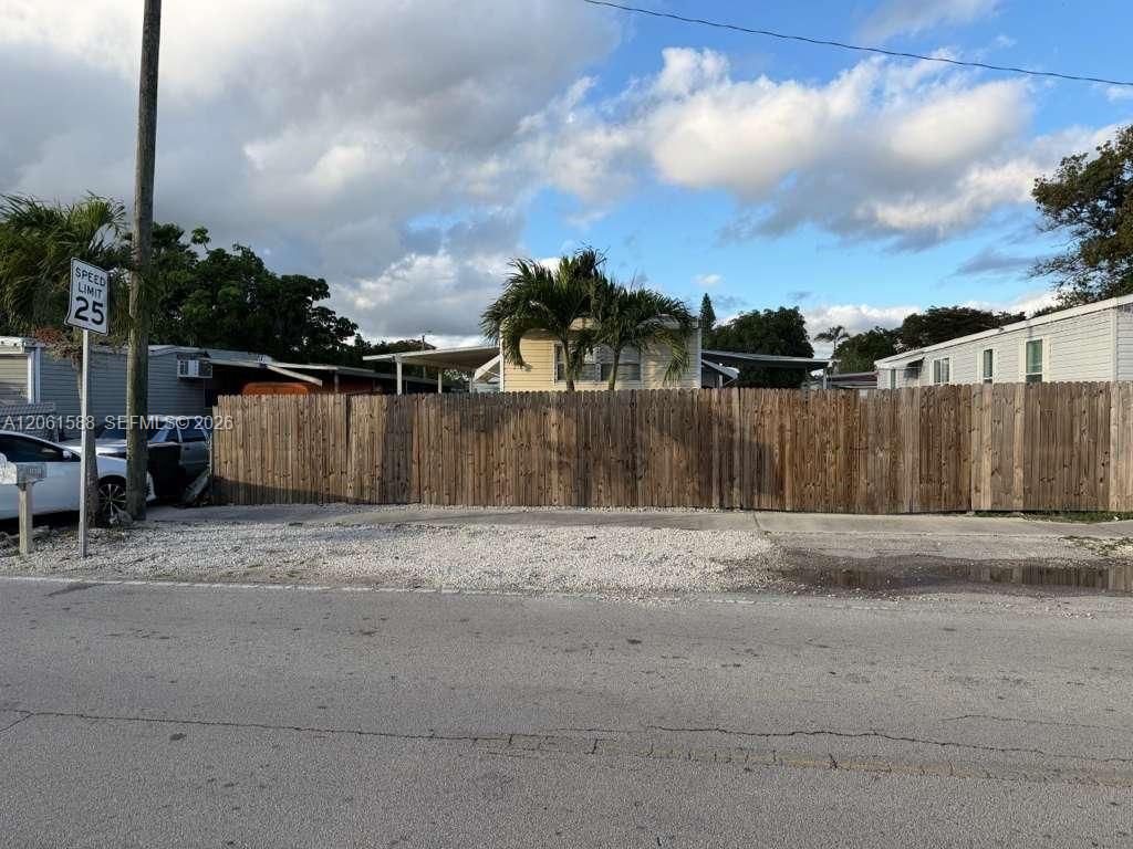 13331 SW 8th St 13331, Davie, FL 33325