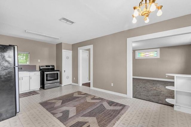 24801 Lake View DR, Spicewood, TX 78669