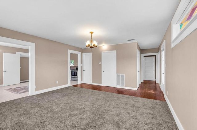24801 Lake View DR, Spicewood, TX 78669