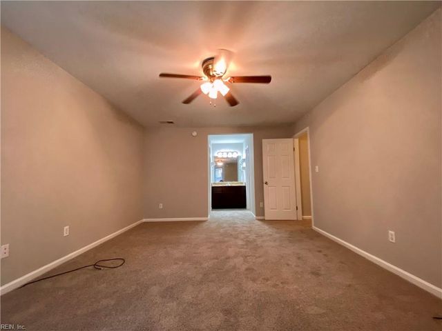 1447 Ivywood RD, Virginia Beach, VA 23453