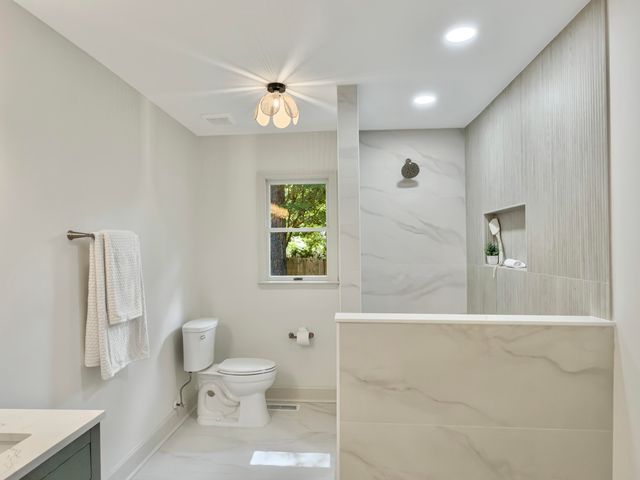 683 Serotina Court, Mount Pleasant, SC 29464
