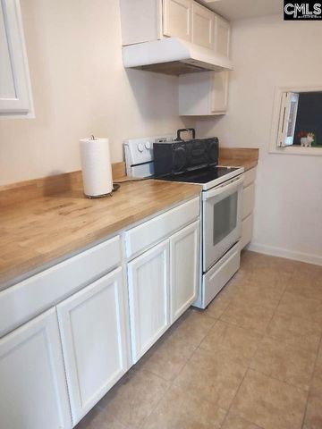 7602 Hunt Club Road C-102, Columbia, SC 29223