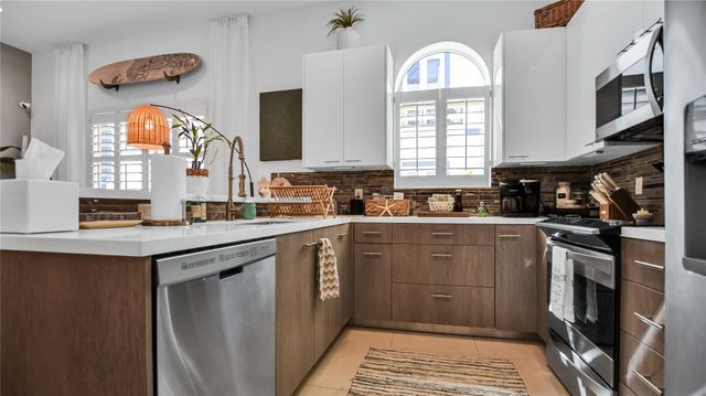 816 NE 7TH Street, Fort Lauderdale, FL 33304