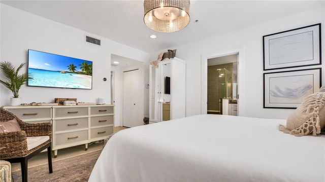 816 NE 7TH Street, Fort Lauderdale, FL 33304