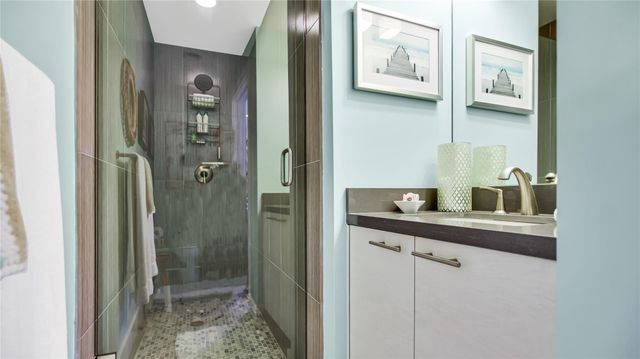816 NE 7TH Street, Fort Lauderdale, FL 33304