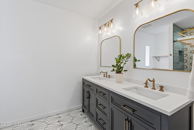 2245 E 8th Street, Tucson, AZ 85719