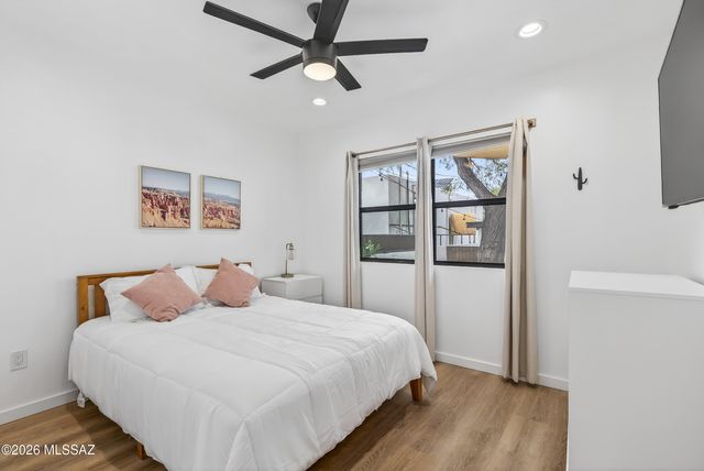 2245 E 8th Street, Tucson, AZ 85719