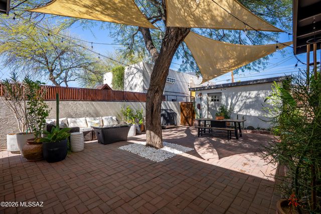 2245 E 8th Street, Tucson, AZ 85719