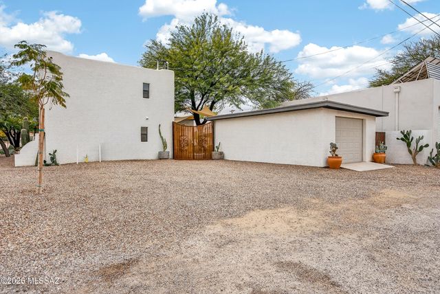2245 E 8th Street, Tucson, AZ 85719