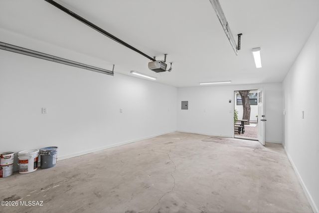 2245 E 8th Street, Tucson, AZ 85719