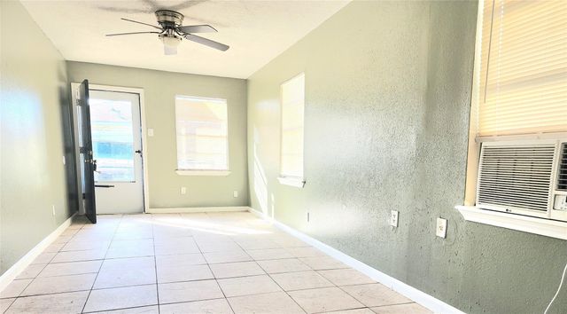 3115 Christie Street, Houston, TX 77026