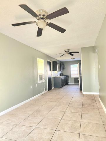 3115 Christie Street, Houston, TX 77026