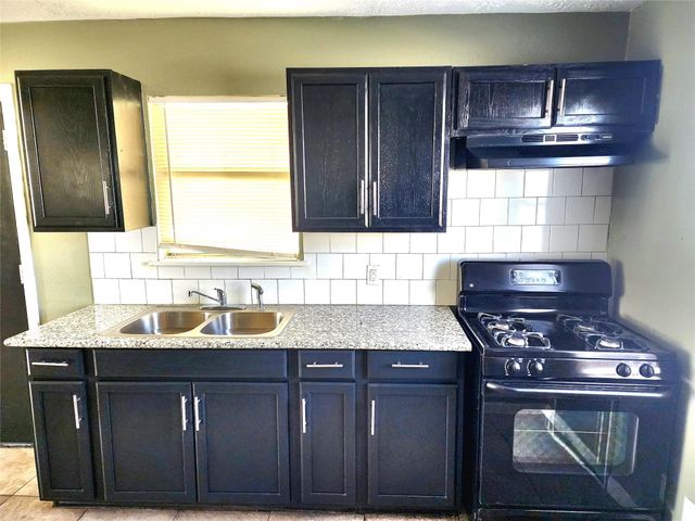 3115 Christie Street, Houston, TX 77026