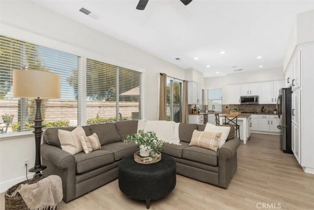 37672 Oxford Drive, Murrieta, CA 92562