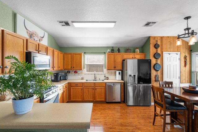302 Adkins CV, Georgetown, TX 78626