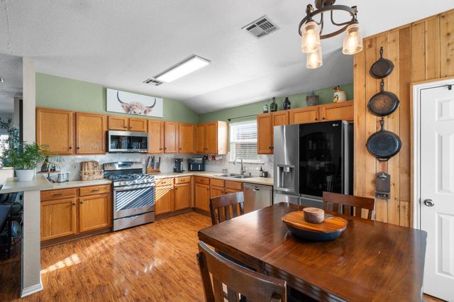 302 Adkins CV, Georgetown, TX 78626