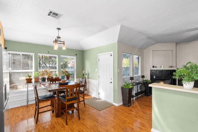 302 Adkins CV, Georgetown, TX 78626