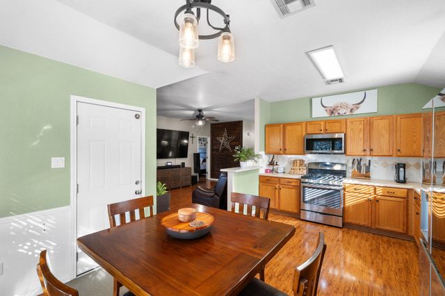 302 Adkins CV, Georgetown, TX 78626