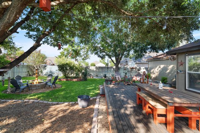 302 Adkins CV, Georgetown, TX 78626